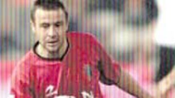 Alfredo, centrocampista rojillo.