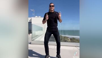 El hipnótico baile de Pinto a la comba que ha causado tendencia en TikTok