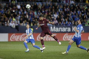 Málaga 0-2 Barcelona | Luis Suárez y Coutinho, con un golazo de tacón a pase de Dembélé, liquidó al colista en un partido en el que el Barça apenas pasó agobios pensando en el Chelsea.

