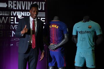 Yerry Mina presentado presentado en el Barcelona en el Camp Nou