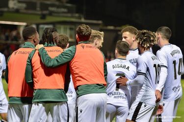 Aprobados y suspensos del Ceuta: Prestigio y oxígeno