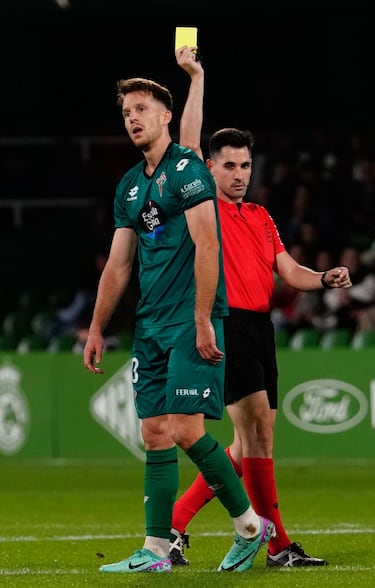 Héber Pena volvió como verdugo a El Sardinero