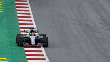 Hamilton, durante la sesión de libres en Austria