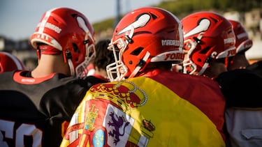 Vive la emoción del fútbol americano con los Madrid Bravos: pasión y competición