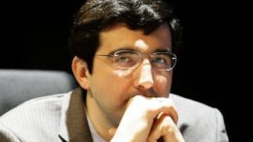 Vladimir Kramnik pr&aacute;cticamente se descart&oacute; hoy al triunfo en el Torneo de Candidatos.