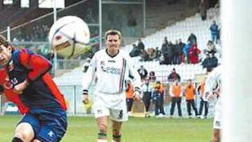 <b>DECIDIDO A IRSE. </b>Diego Milito ha jugado esta temporada en el Genoa italiano.