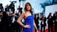 Carla Bruni  durante la alfombra roja del Festival de Cannes 2023.