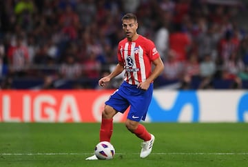 En verano de 2023 firmó por el Atlético de Madrid cuando terminó su vinculación contractual con el Chelsea, donde llegó en 2012 y permaneció 11 temporadas, llegando a ser elegido capitán y levantar el segundo título de Champions League del conjunto londinense conseguido en 2021.