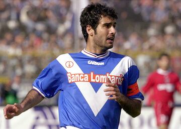 Pep tras marcharse del equipo de sus amores, el F¨²tbol Club Barcelona, fich¨® por el Brescia Calcio, equipo de la Serie A de Italia, donde luci¨® el dorsal 28. M¨¢s tarde pasar¨ªa por la Roma, el Al-Ahli Doha
y Dorados de Sinaloa.