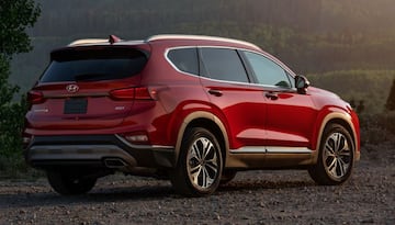 Hyundai Santa Fe 2021, a prueba: no es el SUV mediano más vendido, pero si el mejor
