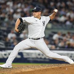 Tras 14 años, Manny Bañuelos debutó con los Yankees