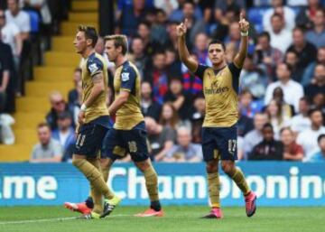 El jugador nacional disputó su primer partido como titular en la Premier League de este año.