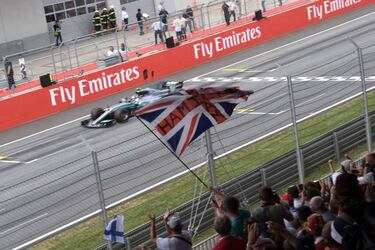 Bottas beats Vettel, Hamilton comes home fourth in Spielberg