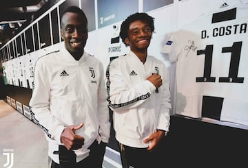 Once jugadores de Juventus, incluido Juan Cuadrado, fueron invitados por Adidas al primer aniversario de su tienda en Milán, la más grande de Italia. Cristiano Ronaldo brilló por su ausencia.