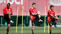 ¿El mediocampo ideal? Los hinchas de la Roja se ilusionan con esta foto