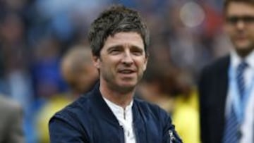 Noel Gallagher en la cancha del City.