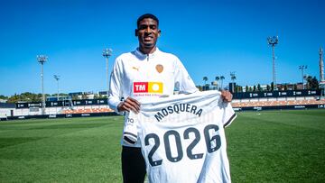 Oficial: Mosquera ampl¨ªa su contrato hasta 2026