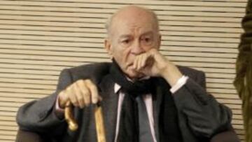 <b>ENCANTADO. </b>Di Stéfano se mostró feliz con esta iniciativa ché.