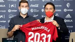 Moncayola, feliz por su renovaci&oacute;n, junto a Braulio V&aacute;zquez