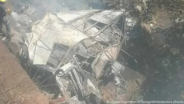Accidente de autob¨²s: 45 muertos feligreses y una ni?a de 8 a?os, ¨²nica superviviente