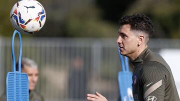 Giménez, en un entrenamiento del Atlético de Madrid.