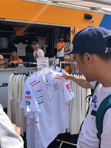 Indy 500: rebajas para vender la ropa de Alonso y McLaren