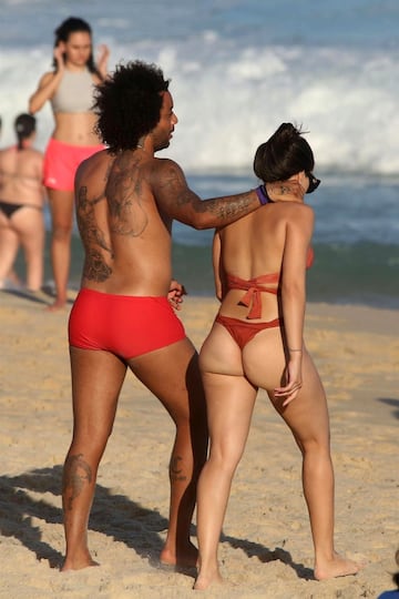 Marcelo relaxes with his family at the beach in Rio de Janeiro.