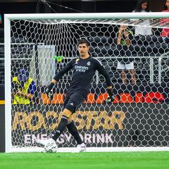 Courtois: un año para que vuelva a ser él mismo