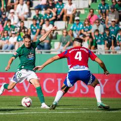 El Racing de Ferrol espera al mejor Manu Vallejo