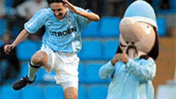 <B>G0LEADA</b>. Jesuli marcó dos de los goles de un Celta que realizó un gran partido ante un rival que apenas llegó al área de Cavallero.