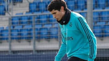 Vallejo se entrena con el grupo y apunta al once ante la Juve