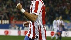 El Vicente Calderón, testigo de la resurrección de Forlán