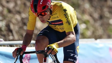Lidl-Trek Spanish cyclist Juan Ayuso rides during the fifth stage of the Algarve cycling tour, a 153.10 km race between Faro and Alto do Malhao, Loule, on February 22, 2026. (Photo by Jo�o Matos / AFP)