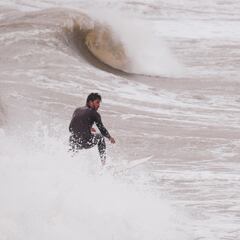 El surf, un buen remedio para los problemas de salud mental