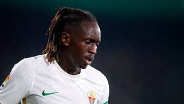 ELCHE, SPAIN - DECEMBER 08: Domingos Quina of Elche CF looks on during the friendly match between Elche CF and Leeds United at Estadio Manuel Martinez Valero on December 08, 2022 in Elche, Spain. (Photo by Silvestre Szpylma/Quality Sport Images/Getty Images)