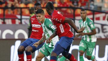 Jorman Campuzano durante un cl&aacute;sico entre Nacional y Medell&iacute;n.