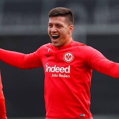 El Eintracht de Frankfurt prefiere vender a Jovic al Real Madrid