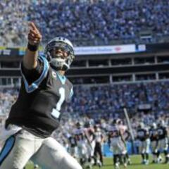 Carolina saca el rodillo ante unos Falcons inoperantes