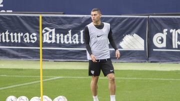 Yanis Rahmani, clave del Málaga en este partido.