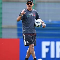 Osorio se aleja de USA y estaría cerca de firmar con Paraguay