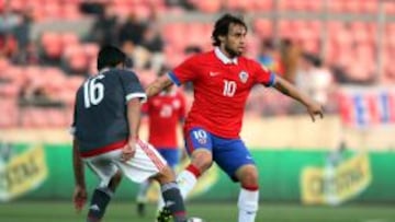 Jorge Valdivia destacó en la victoria de Chile.