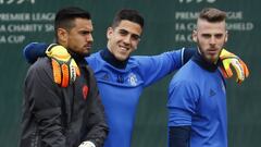 Joel Pereira, entre Romero y De Gea. 