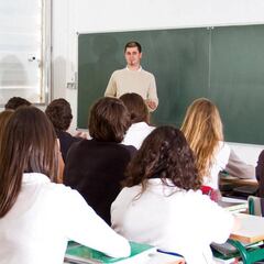 Google rinde homenaje al Día Internacional del Profesor con un doodle