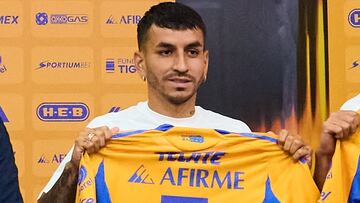Angel Correa during the presentation of the new reinforcement of the Tigres UANL Team as part of the Torneo 2025 Apertura of the Liga BBVA MX, at the University Stadium, on July 25, 2025, in Monterrey, Nuevo León, Mexico