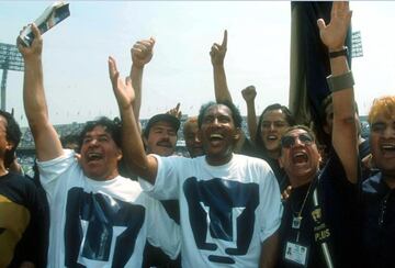 Fue producto de una de las mejores generaciones de canteranos del Club Universidad, ganó la Copa y Campeón de Campeones a mediados de los 70, incluso fue al Mundial de Argentina 78. Sin embargo, su paso por Chivas no fue el que esperaba porque sólo duró una temporada. 