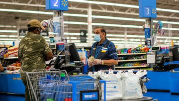 Walmart cuts the salary of new employees