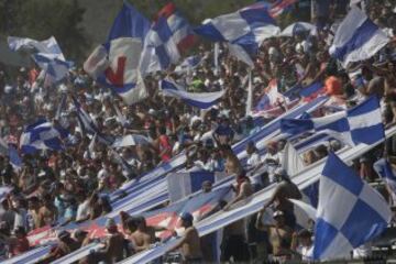 Santiago, 05 de marzo 2016.
Se realiza el banderazo de Universidad Catolica en el estadio San Carlos de Apoquindo.