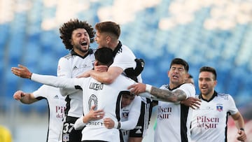 Futbol, Audax Italiano vs Colo Colo.
Fecha 18, campeonato Nacional 2022.
El jugador de Colo Colo Juan Martin Lucero, centro, celebra su gol contra Audax Italiano durante el partido por la primera division disputado en el estadio El Teniente de Rancagua, Chile.
16/07/2022
Felipe Zanca/Photosport
Football, Audax Italiano vs Colo Colo.
18th date, 2022 National Championship.
Colo ColoÕs player Juan Martin Lucero, left, celebrates his goal against Audax Italiano during the first division match held at El Teniente stadium in Rancagua, Chile.
07/16/2022
Felipe Zanca/Photosport