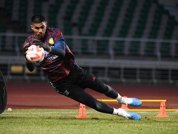 La Selección Colombia continúa preparando su amistosos ante Corea del Sur. Este martes entrenó en Seúl a la espera de que se termine de unir todo el plantel.