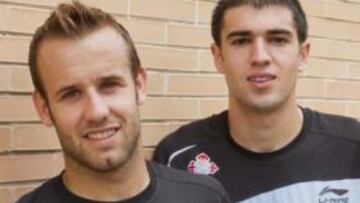 <b>TOMAN EL MANDO. </b>Joan Tomas y Toni llevarán el peso ofensivo del Celta en el partido de esta tarde frente al Alcorcón en Balaídos.